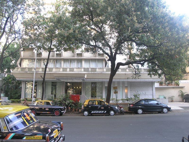 Regency Hotel Mumbai Exterior foto
