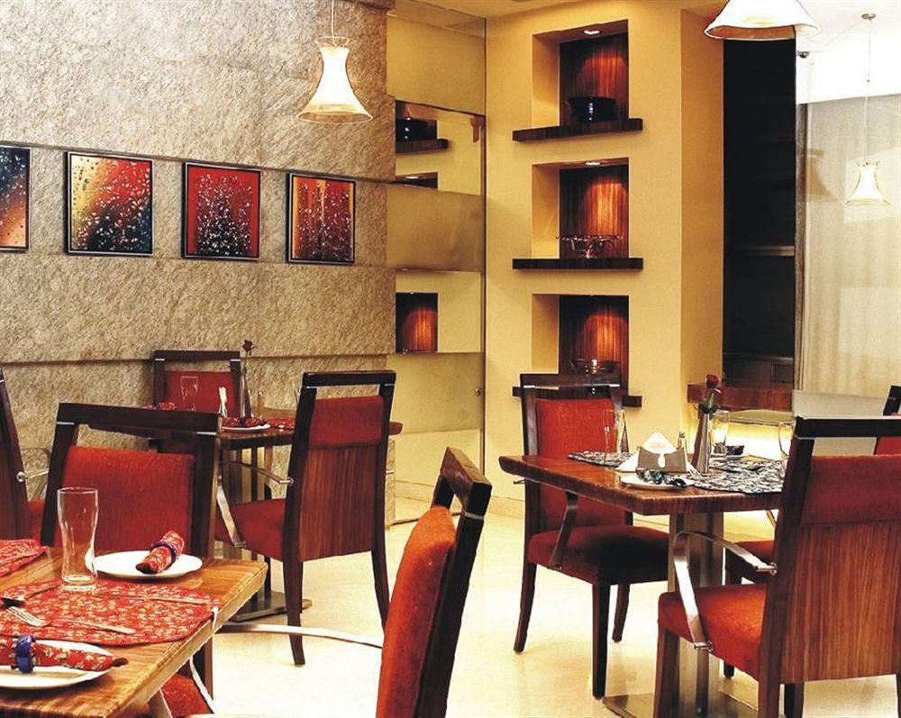 Regency Hotel Mumbai Exterior foto